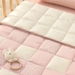 Colcha bebé algodón reversible patchwork floral Hompatki