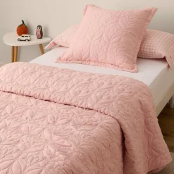 Colcha infantil acolchada floral