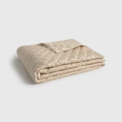 Edredón liso reversible Latencol