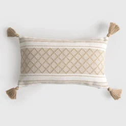 Funda de cojín tejido rombos con borlas Diami