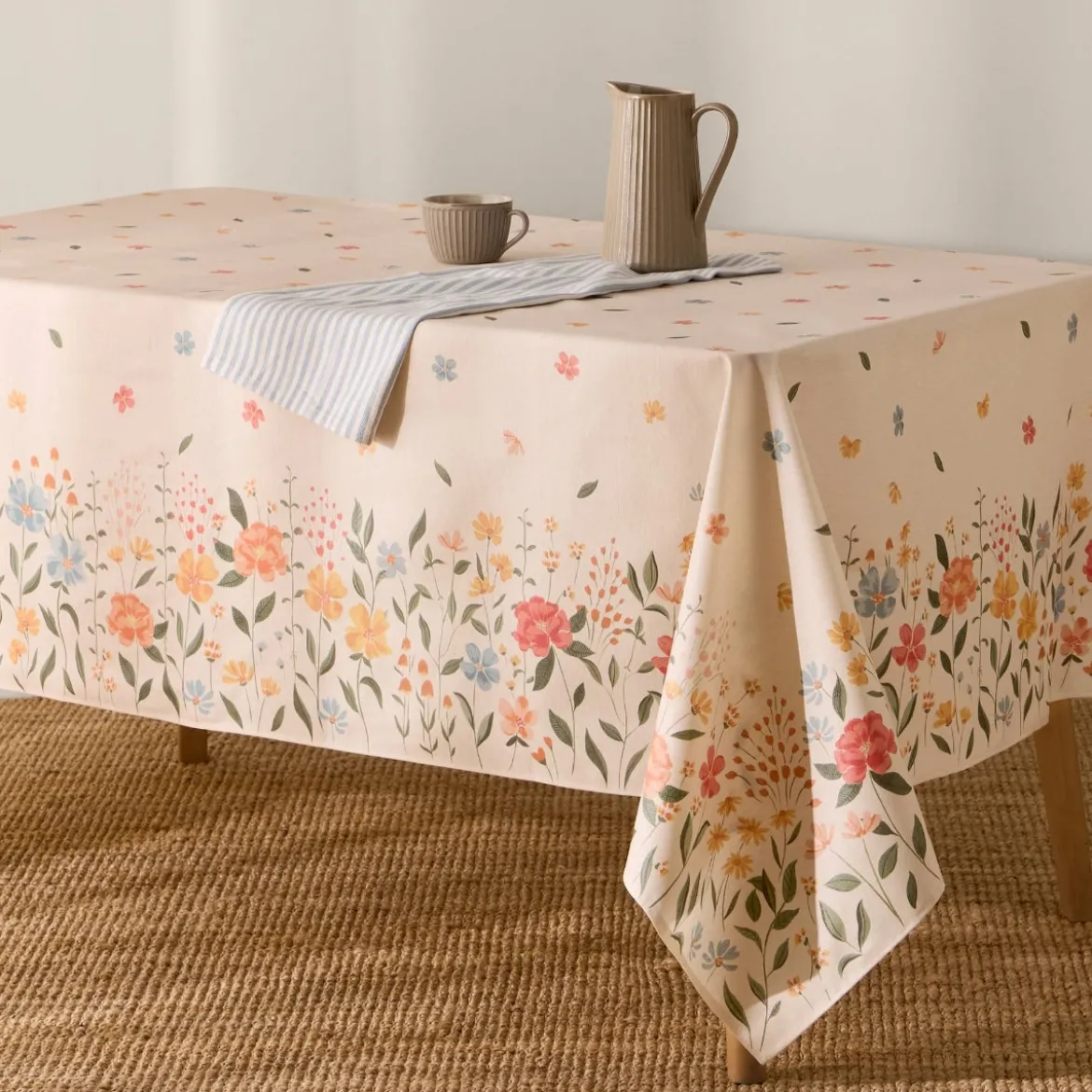 Mantel antimanchas estampado floral Abu