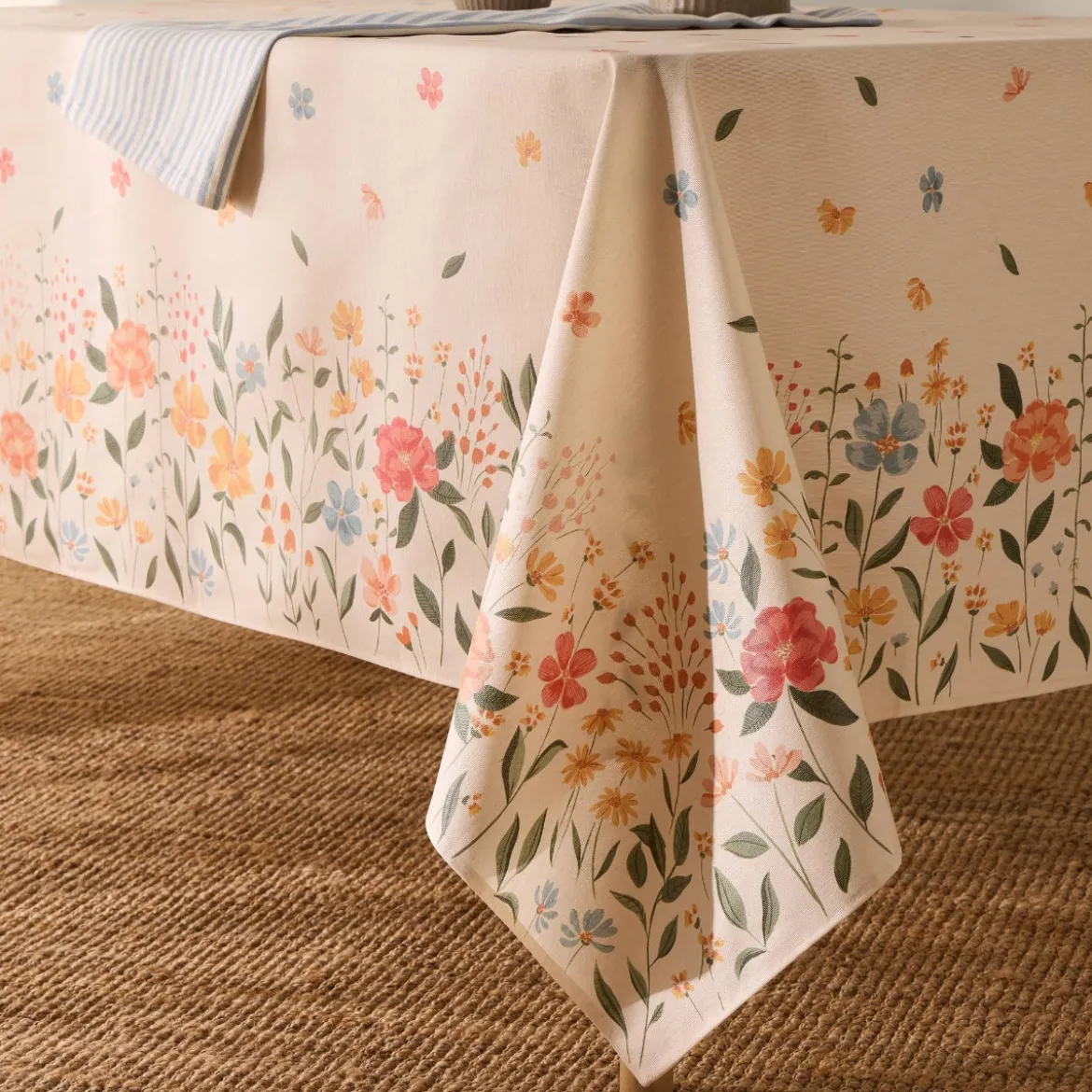 Mantel antimanchas estampado floral Abu