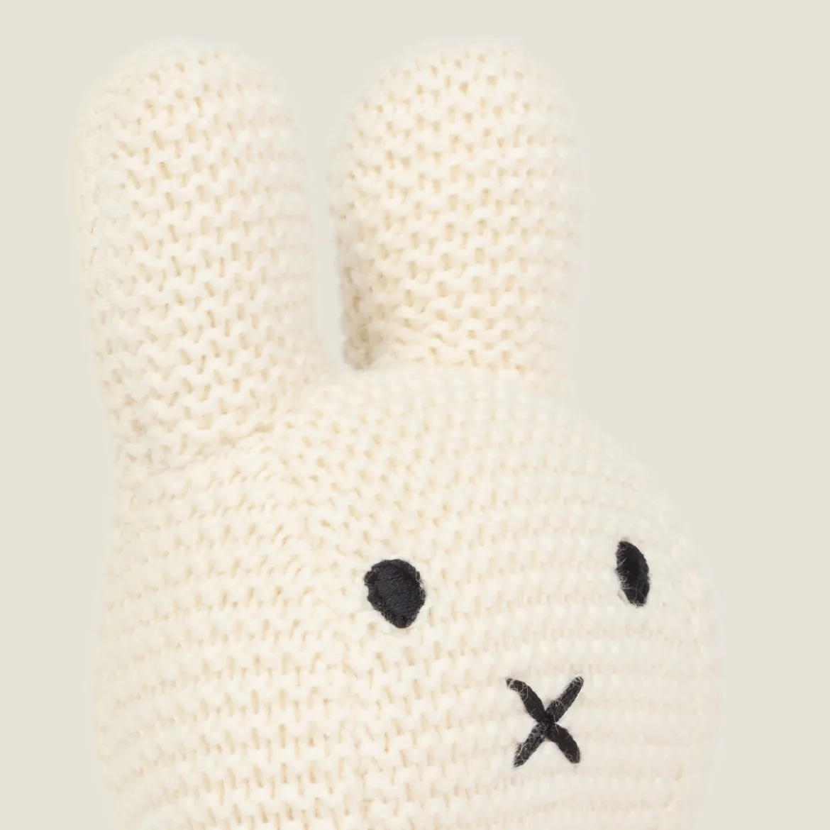 Sonajero de tricot de algodón orgánico conejo Cuquis