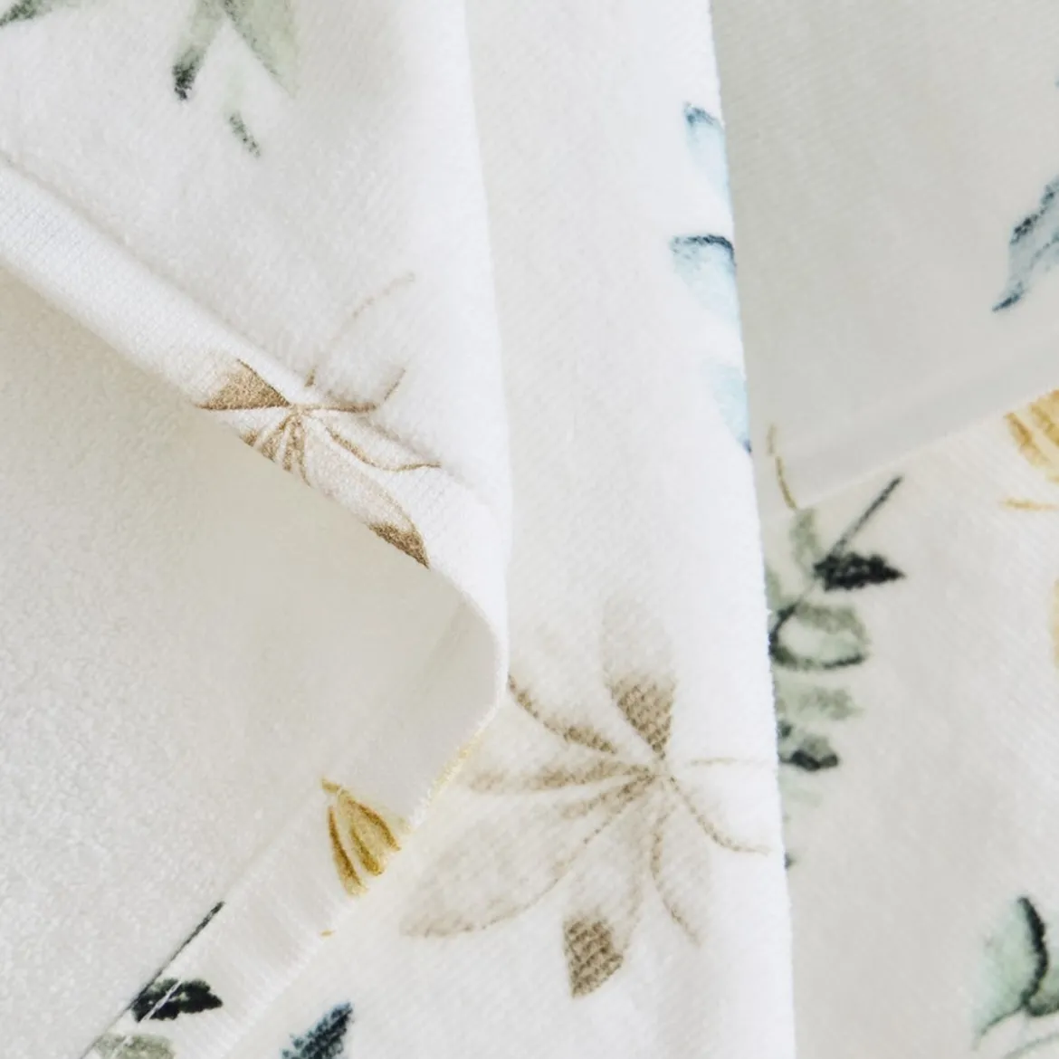 Toalla de baño algodón estampado hojas Foloto