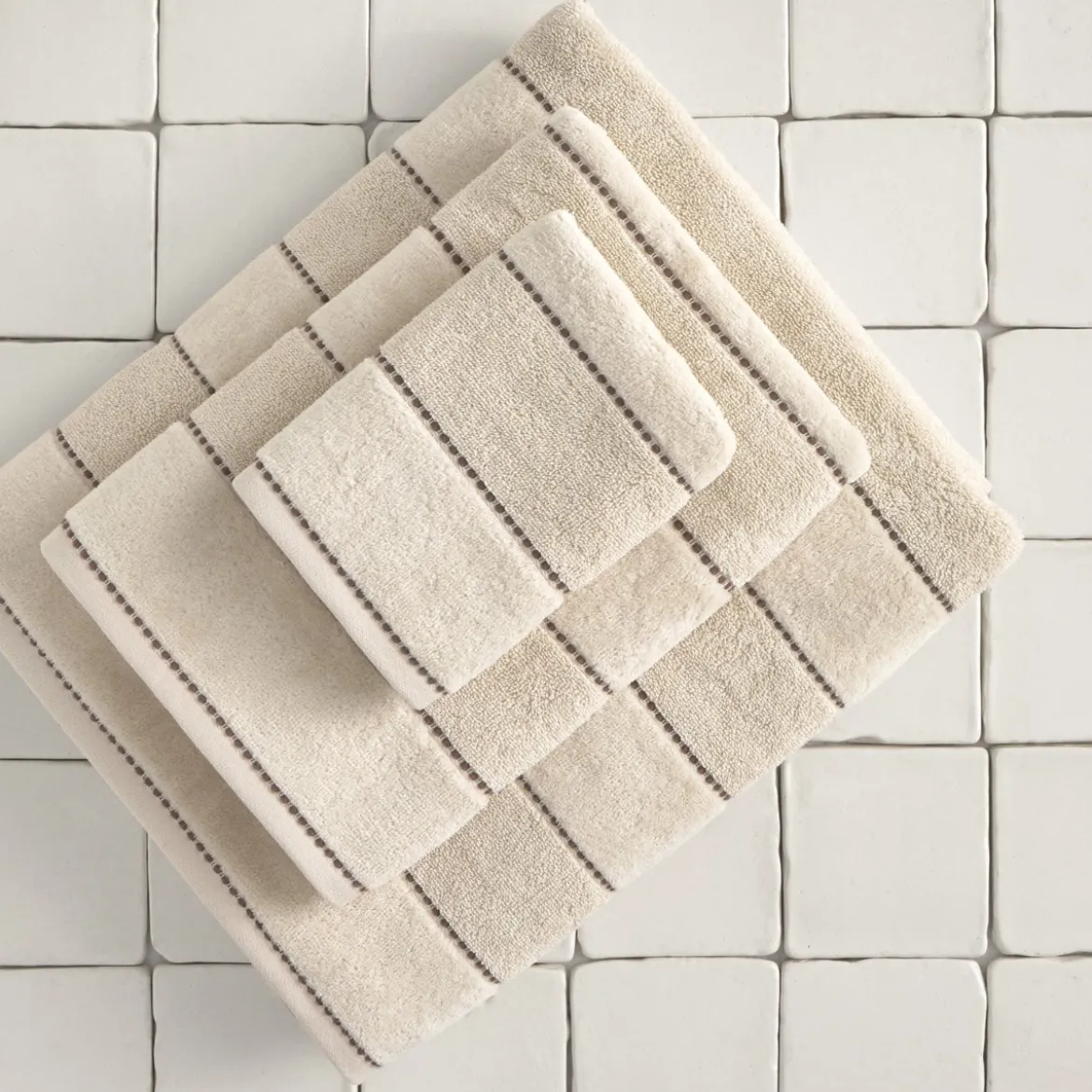 Toalla de baño algodón velour bordado rayas Meto